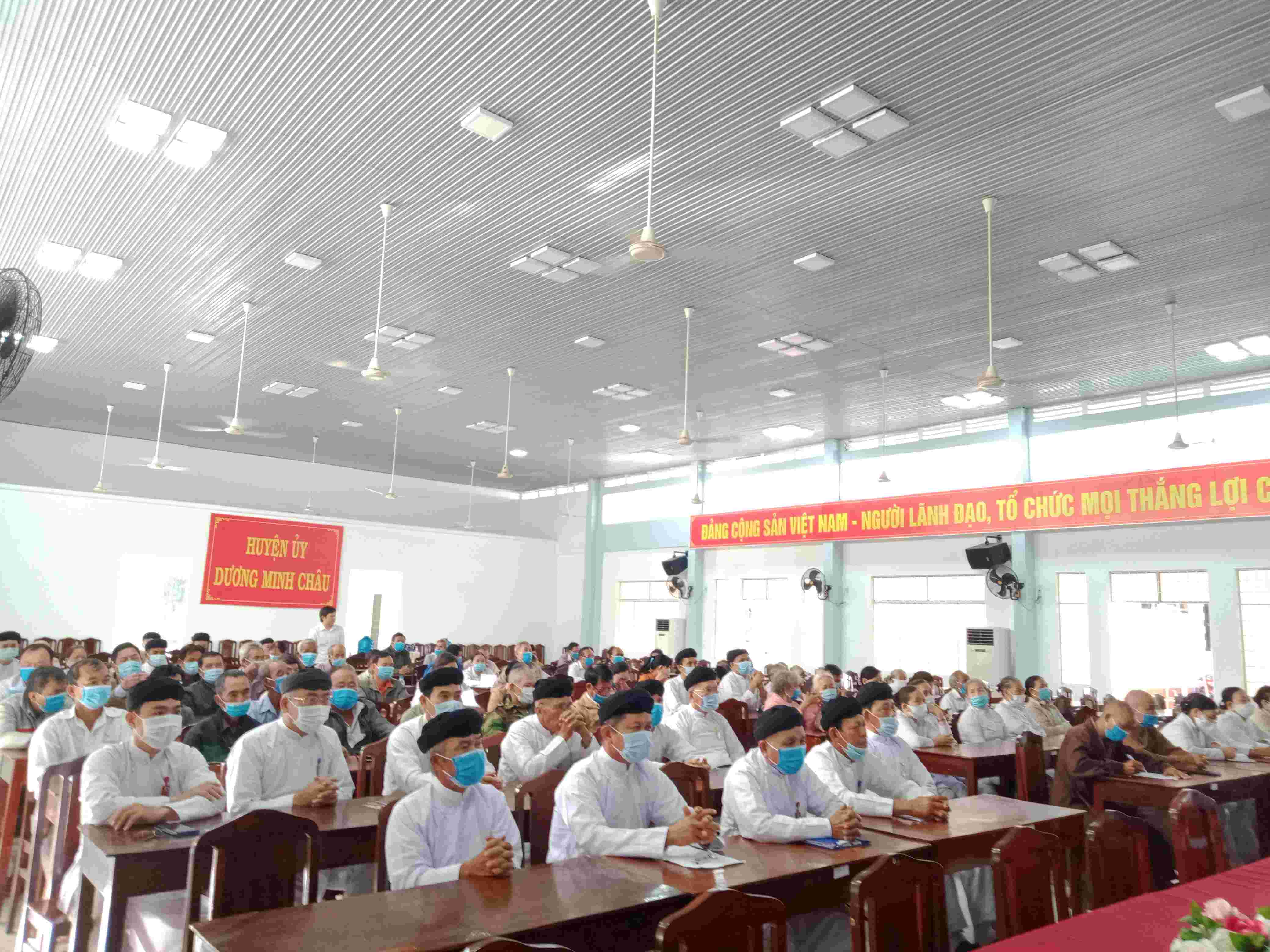 Huyện Dương Minh Châu: học tập, quán triệt và triển khai thực hiện Nghị quyết Đại hội Đại biểu Đảng bộ tỉnh Tây Ninh lần thứ XI, nhiệm kỳ 2020 - 2025